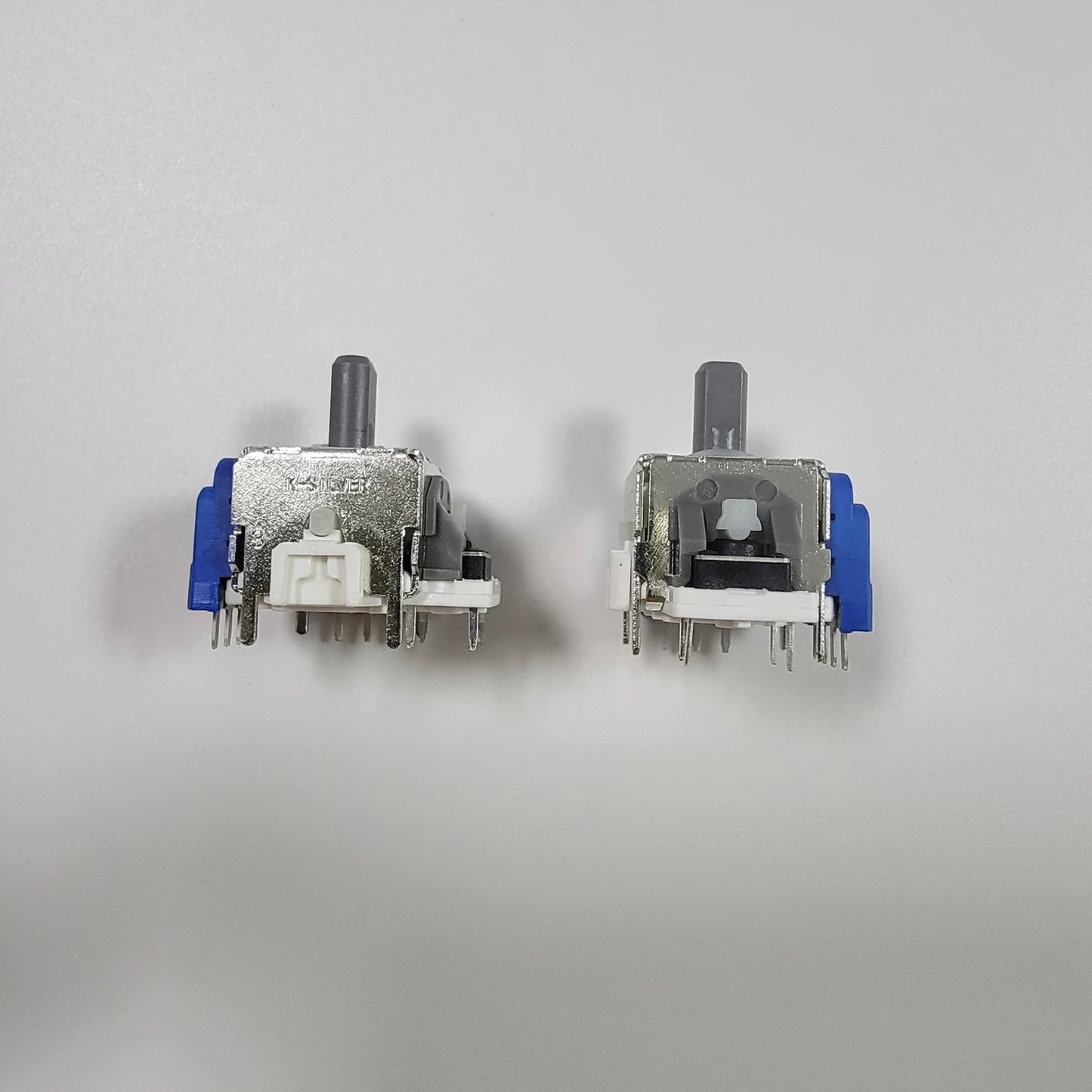 2PCS K-Silver JS13 Pro TMR Joystick for Switch Pro PS5 PS4 Xbox Series Xbox Elite 2 Replacement 3D Analog ThumbStick Anti-Drift