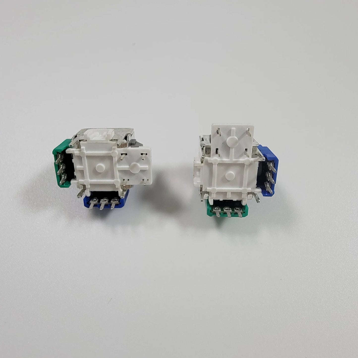 2PCS K-Silver JS13 Pro TMR Joystick for Switch Pro PS5 PS4 Xbox Series Xbox Elite 2 Replacement 3D Analog ThumbStick Anti-Drift