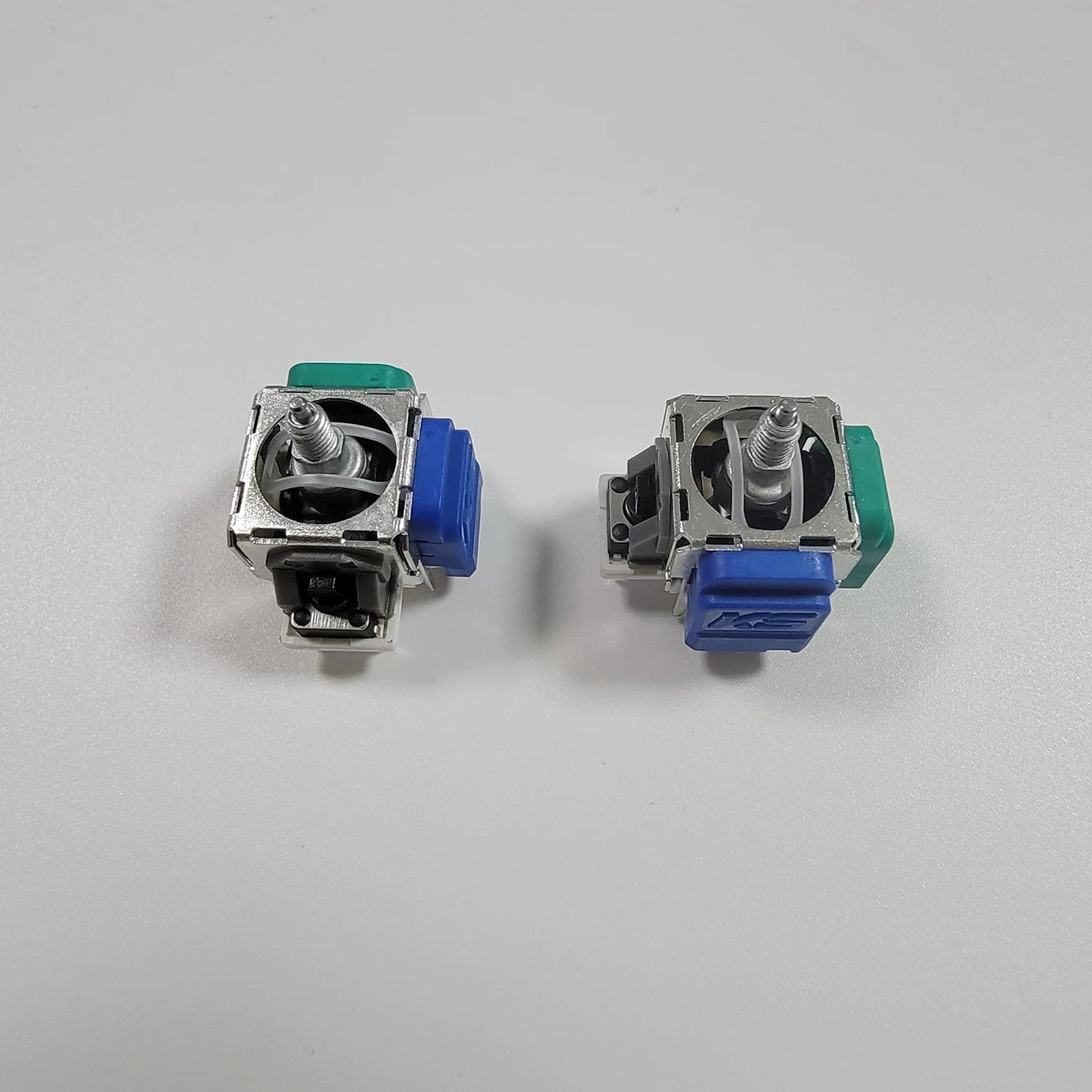2PCS K-Silver JS13 Pro TMR Joystick for Switch Pro PS5 PS4 Xbox Series Xbox Elite 2 Replacement 3D Analog ThumbStick Anti-Drift